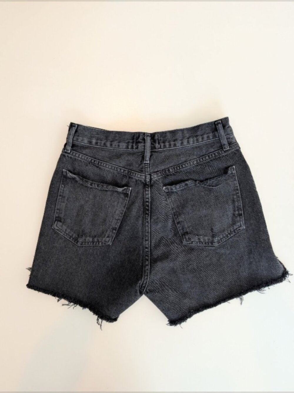 AGOLDE Dee Ultra High Rise Cutoff Shorts in Black - Size 27 - Picture 3 of 9